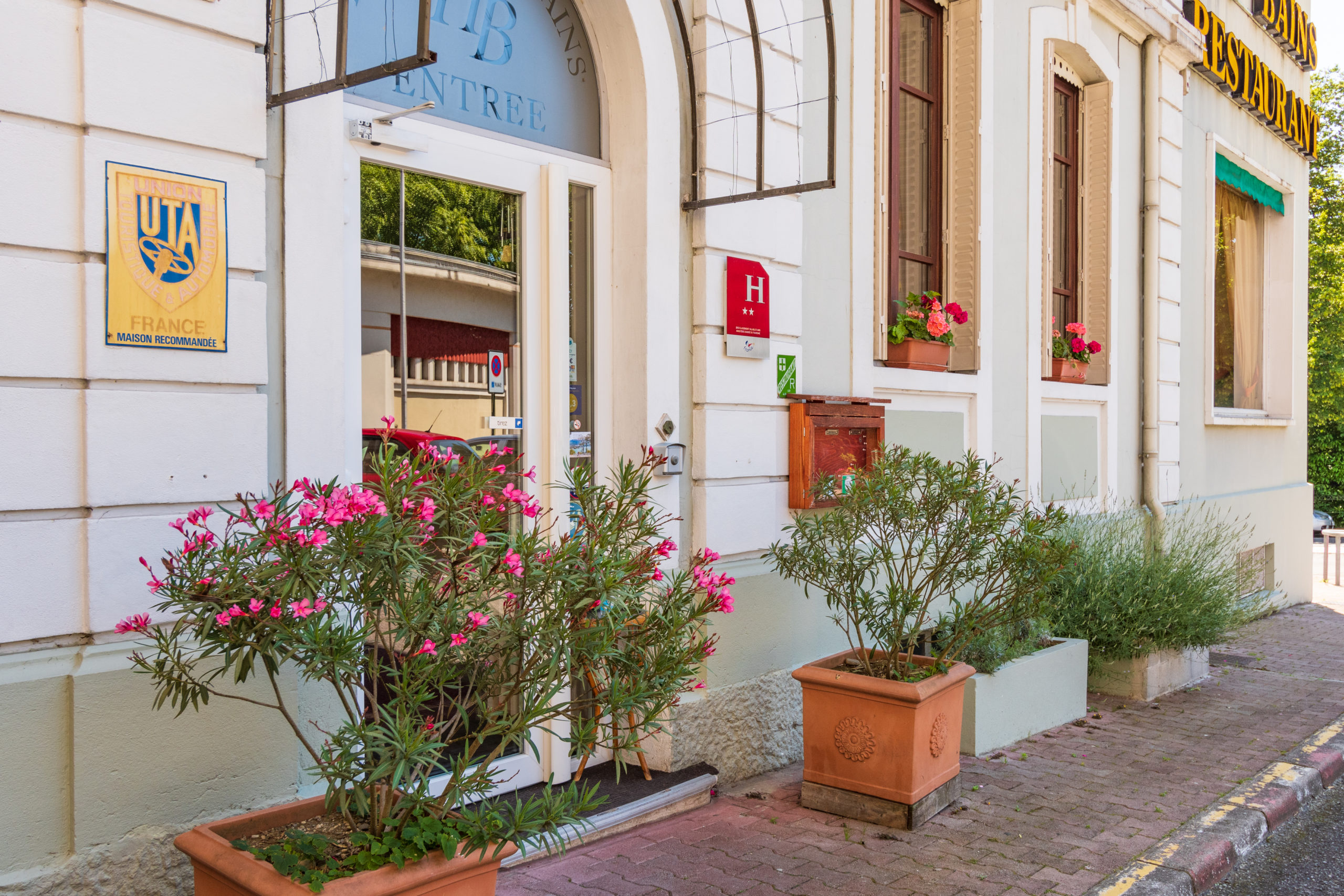 16 Rue Georges 1er Aix Les Bains Galerie Hotel Aix-les-Bains - HOTEL DES BAINS